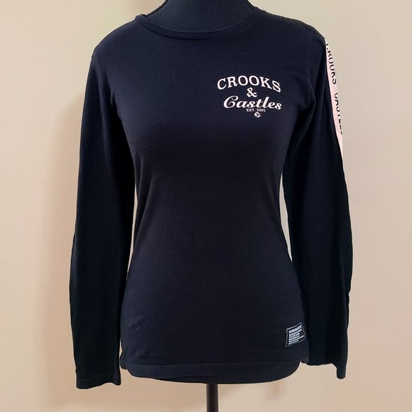 EUC CROOKS & CASTLES Long Sleeve Fitted Women's Black and Light Pink Logoed Top - Picture 1 of 5